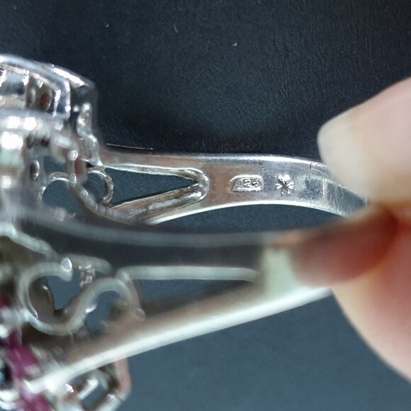 One-of-a-Kind Vintage Natural Emerald, Ruby & Sapphire 925 Silver Statement Ring - Picture 12 of 14